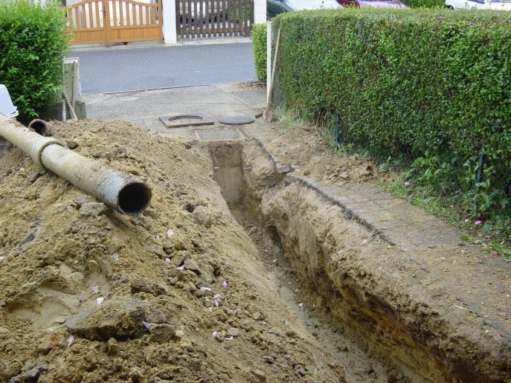 Зимняя канализация для дачи: правила монтажа и ухода