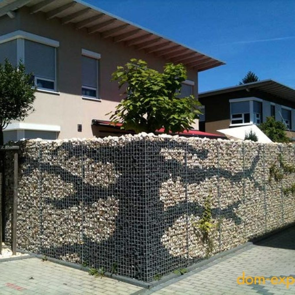 Забор из габионов. Живая изгородь и габионы. Габионы дерево. Габион песочный. Габионы дерево.