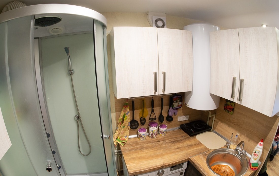 Как превратить комнату коммуналки в удобное многофункциональное помещение